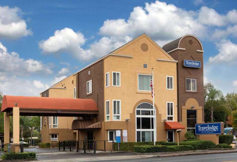 Hotel Vinea, A Travelodge By Wyndham