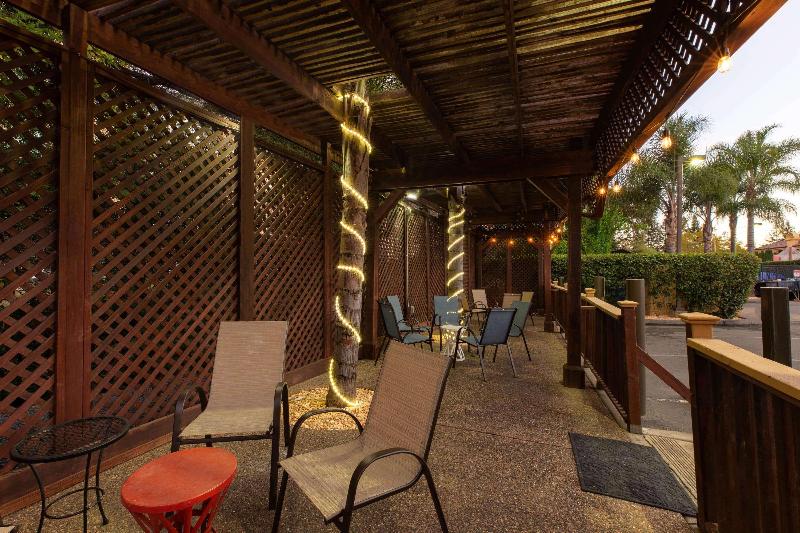 هتل Vinea Healdsburg