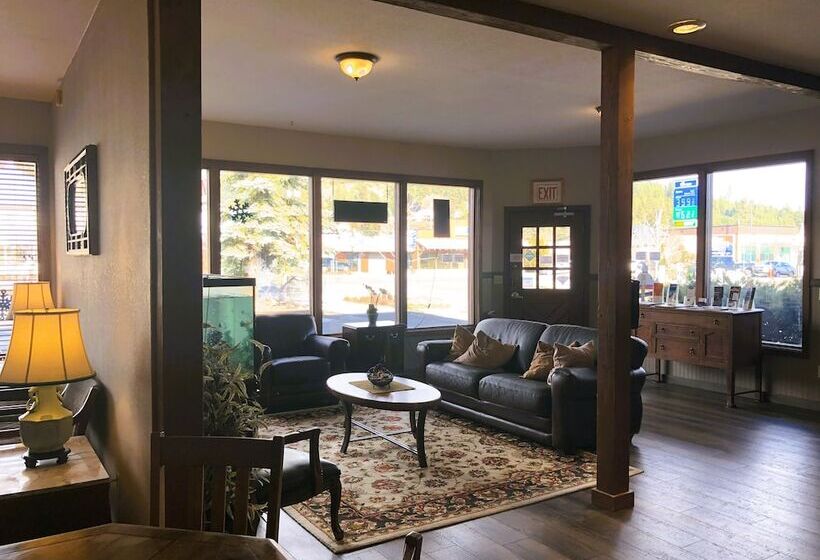 مُتل Timber Lodge Inn