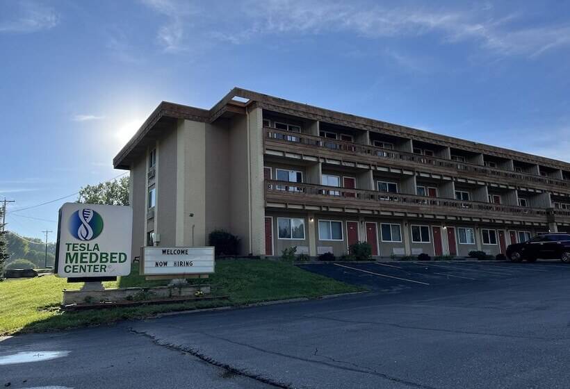 Курорт Tesla Medbed Center, East Dubuque