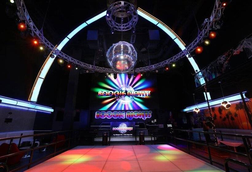 استراحتگاه Tropicana Atlantic City