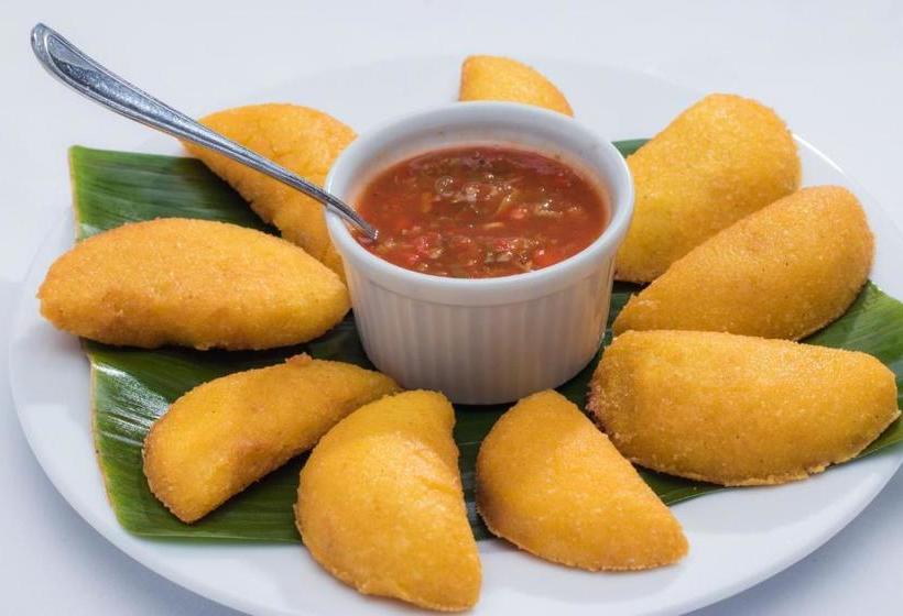 هتل Poblado Coveñas