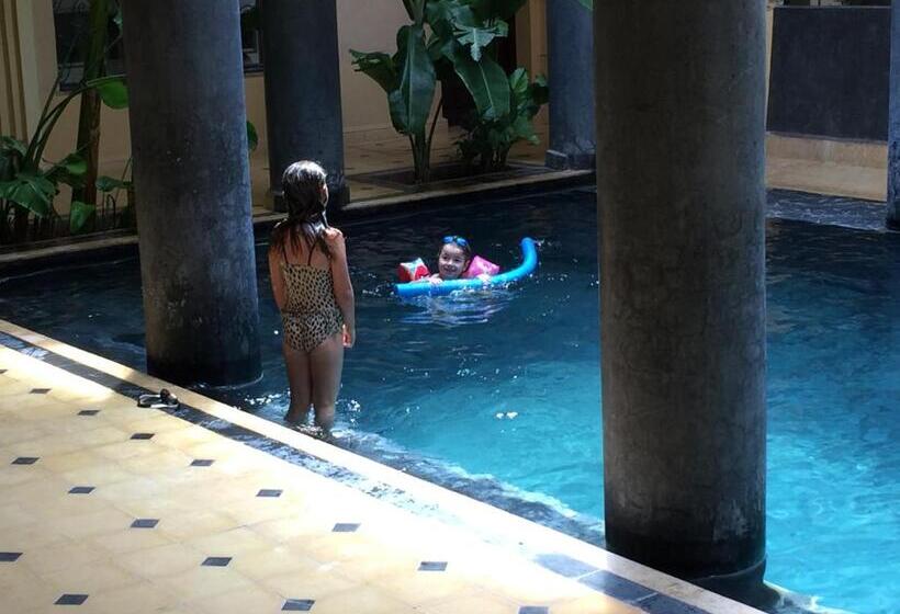 پانسیون Kasbah Titrit & Spa