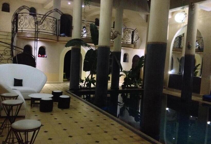 پانسیون Kasbah Titrit & Spa