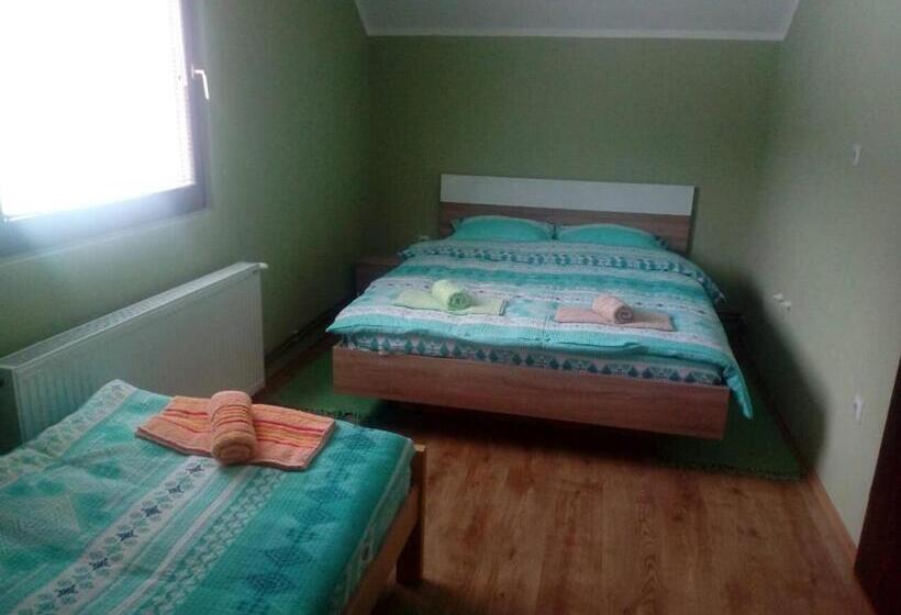 پانسیون Rooms Violeta