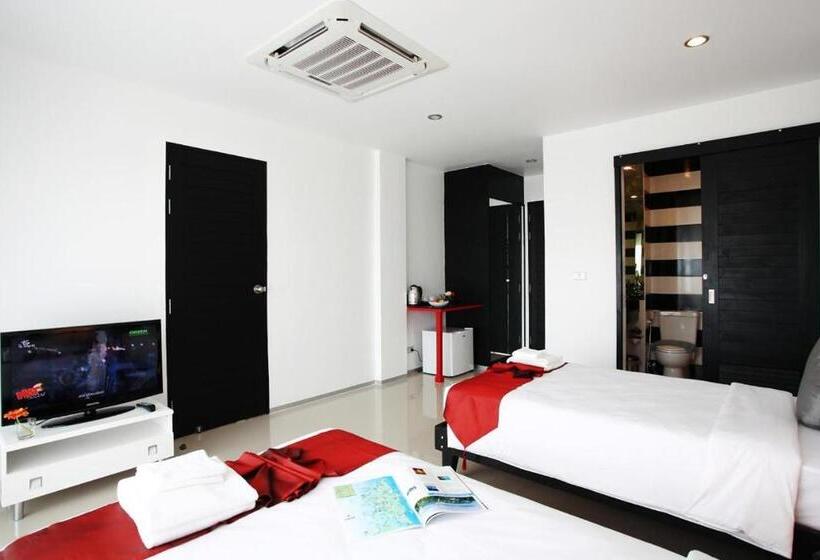 هتل One World One Home Naiharn