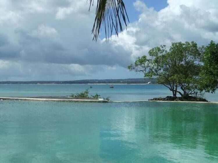 هتل Chapwani Island