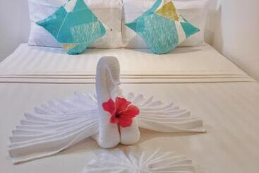 هتل Palmera El Nido Inn