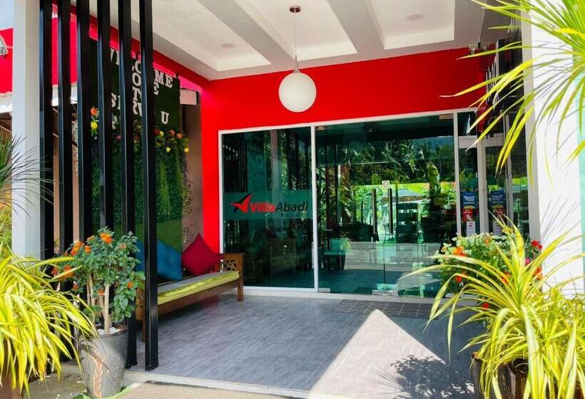 هتل Villa Abadi Resort