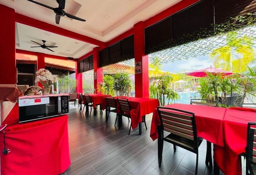 هتل Villa Abadi Resort