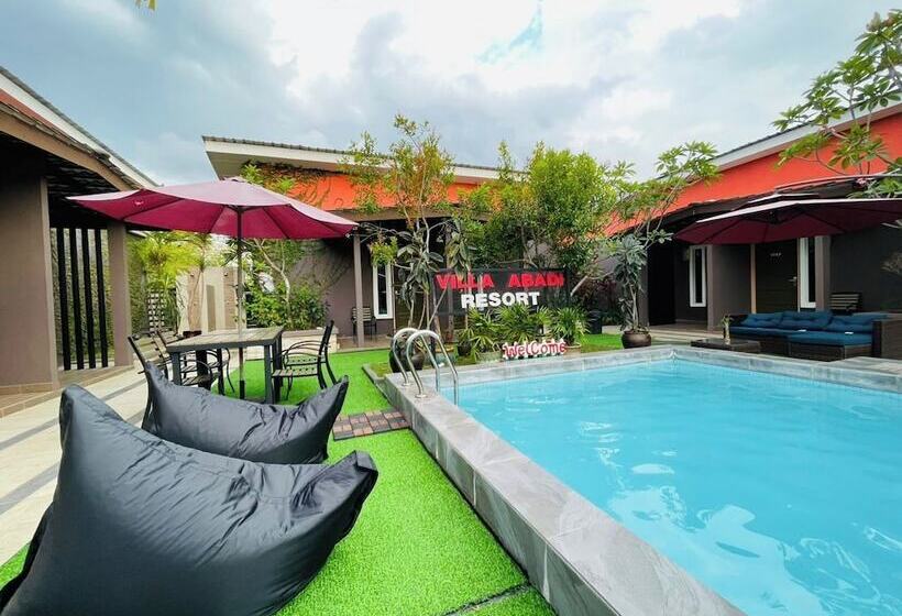 هتل Villa Abadi Resort