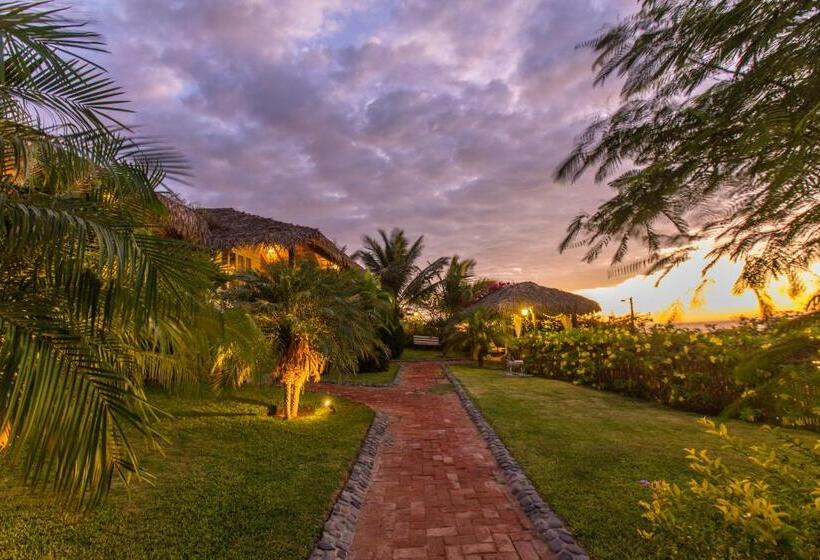 هتل Villas Del Mar Máncora