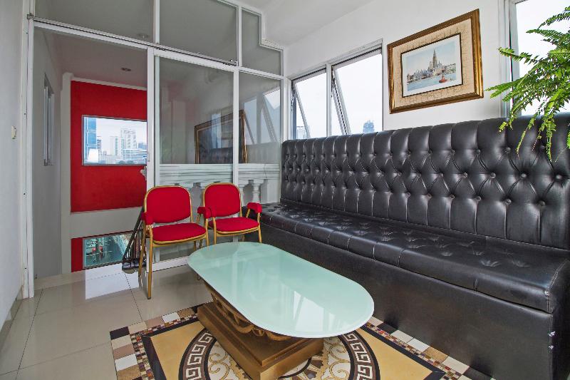 پانسیون Reddoorz Plus @ Guntur Raya Setiabudi