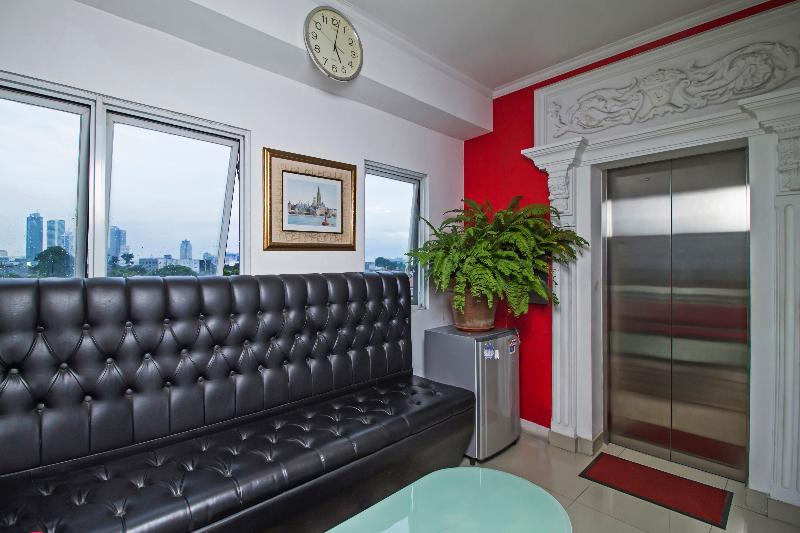 پانسیون Reddoorz Plus @ Guntur Raya Setiabudi