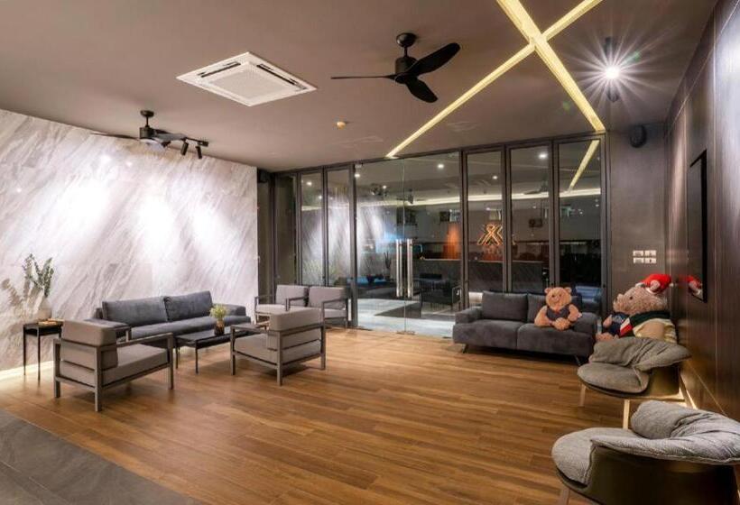 Xotel