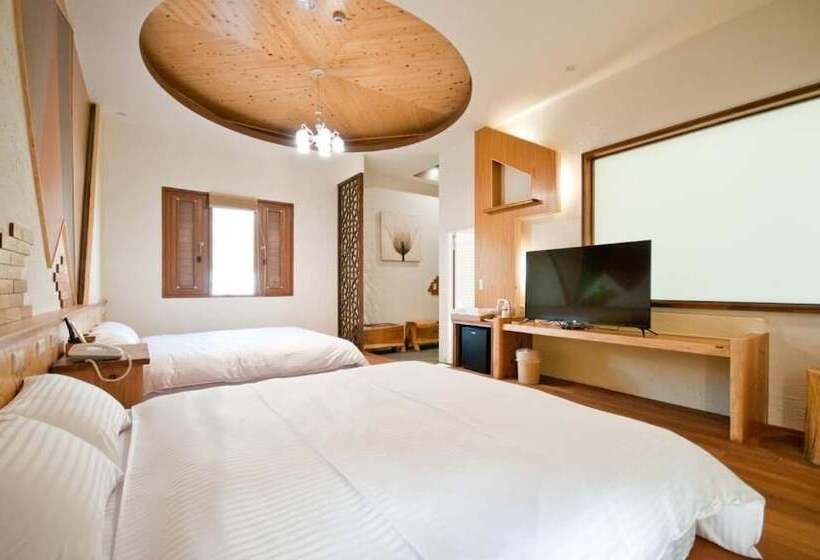 تختخواب و صبحانه Chun Yang Chiefvilla