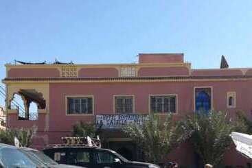 مسافرخانه Auberge Restaurant La Gazelle Du Sud