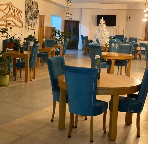 هتل Grofa Apartments
