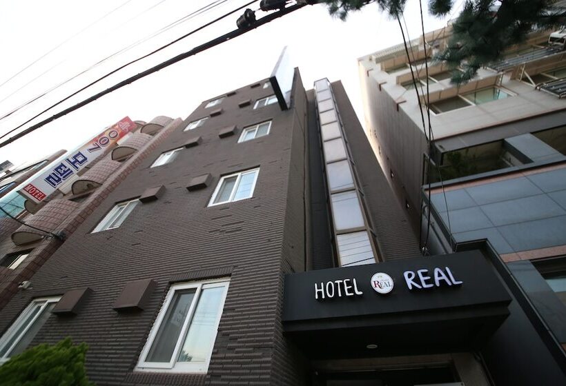 هتل Real