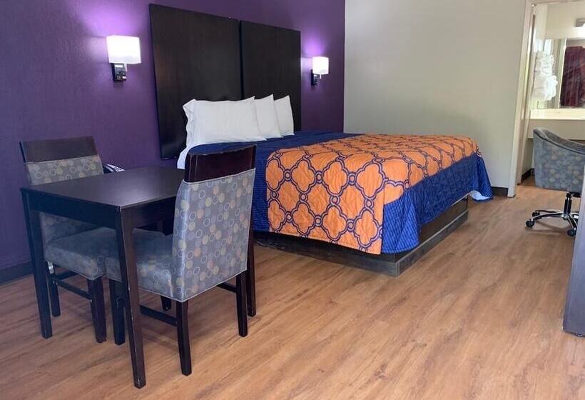 مُتل Relax Inn & Suites