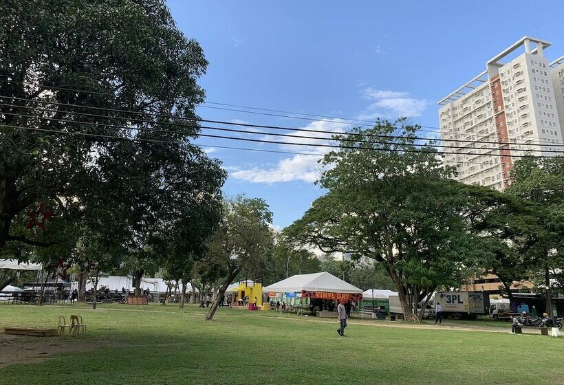 پانسیون Avida Towers Cebu708 Fast Wifi, Netflix, 50in Smart Tv