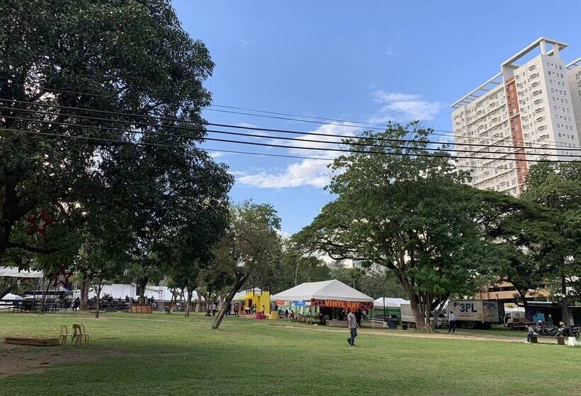 پانسیون Avida Towers Cebu708 Fast Wifi, Netflix, 50in Smart Tv