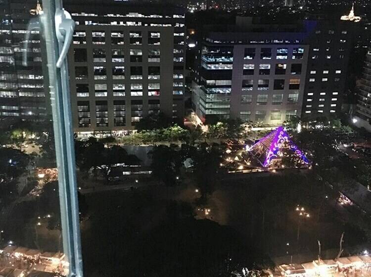 پانسیون Avida Towers Cebu708 Fast Wifi, Netflix, 50in Smart Tv