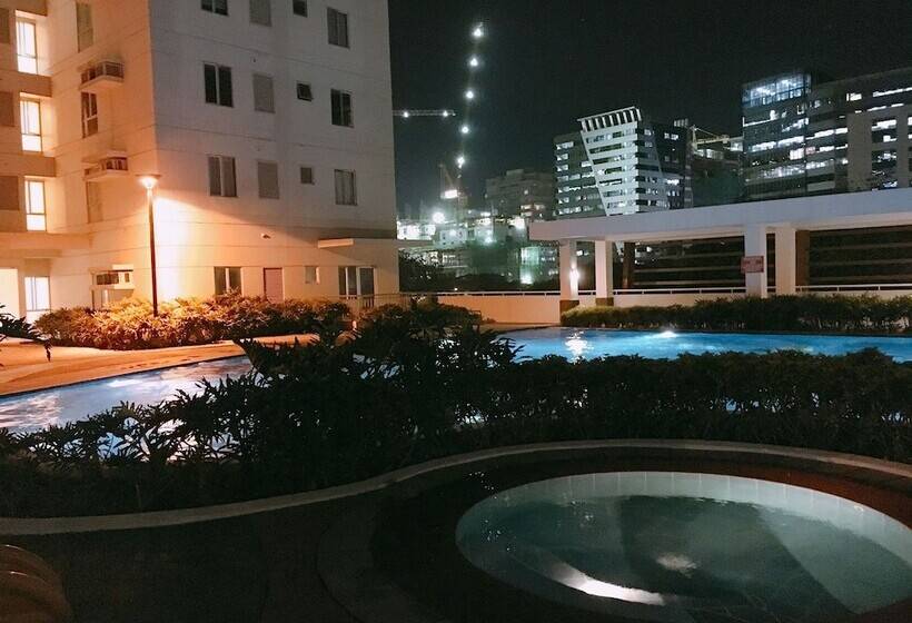 پانسیون Avida Towers Cebu708 Fast Wifi, Netflix, 50in Smart Tv