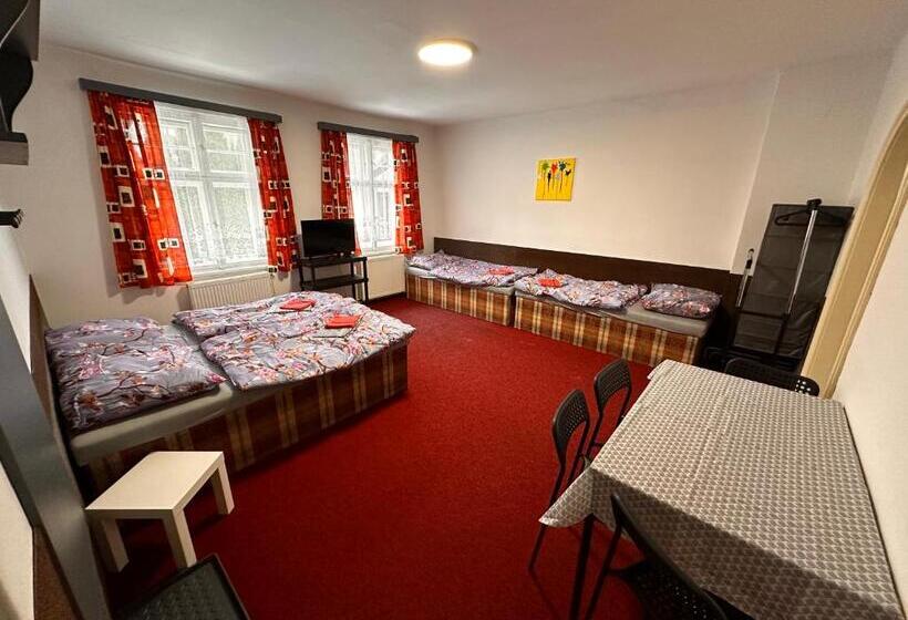 پانسیون Penzion Roko