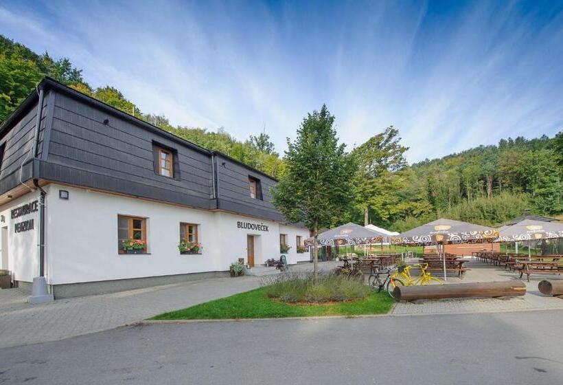 بنسيون Restaurace A Penzion Bludoveček
