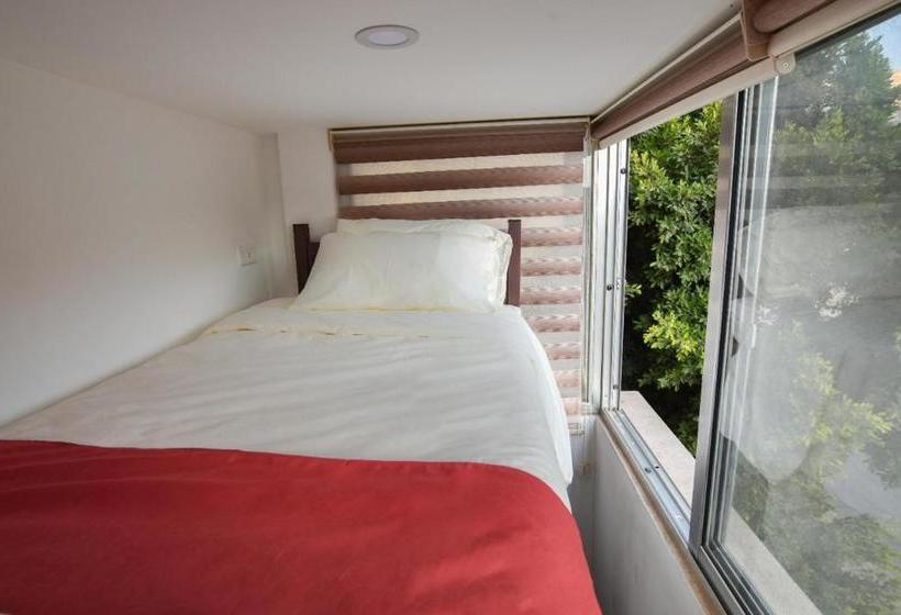 Petra Bods Hostel
