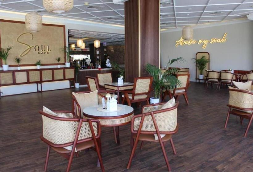 فندق Al Salam Grand