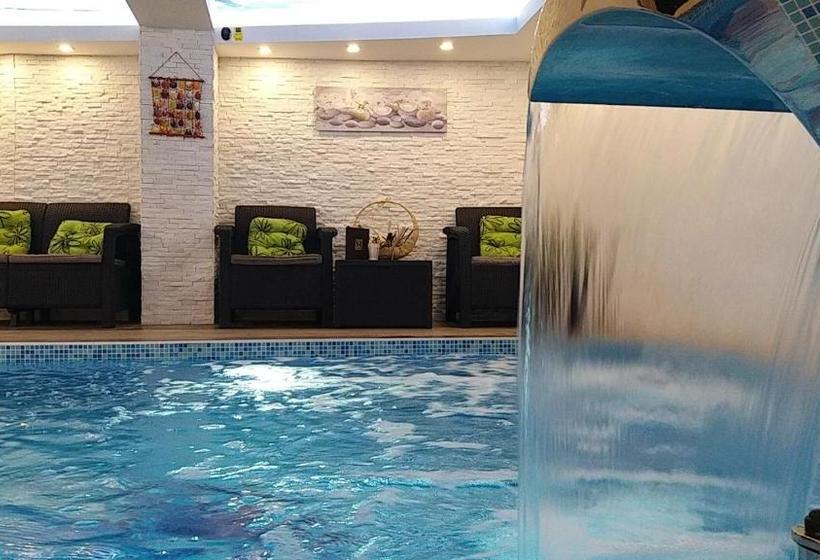 هتل B&b Vracar Resort