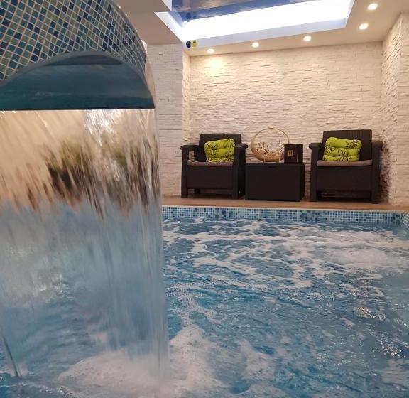 هتل B&b Vracar Resort