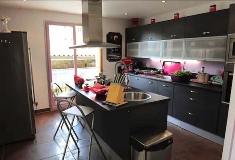 Mouna D By Gites De France