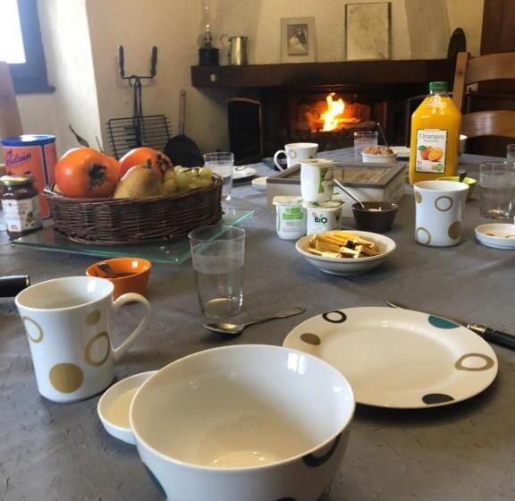 بنسيون L Epervier Blanc