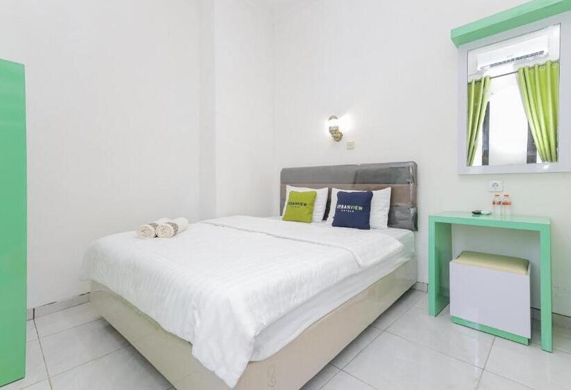 Urbanview Hotel Near Jatim Park 3 By Reddoorz