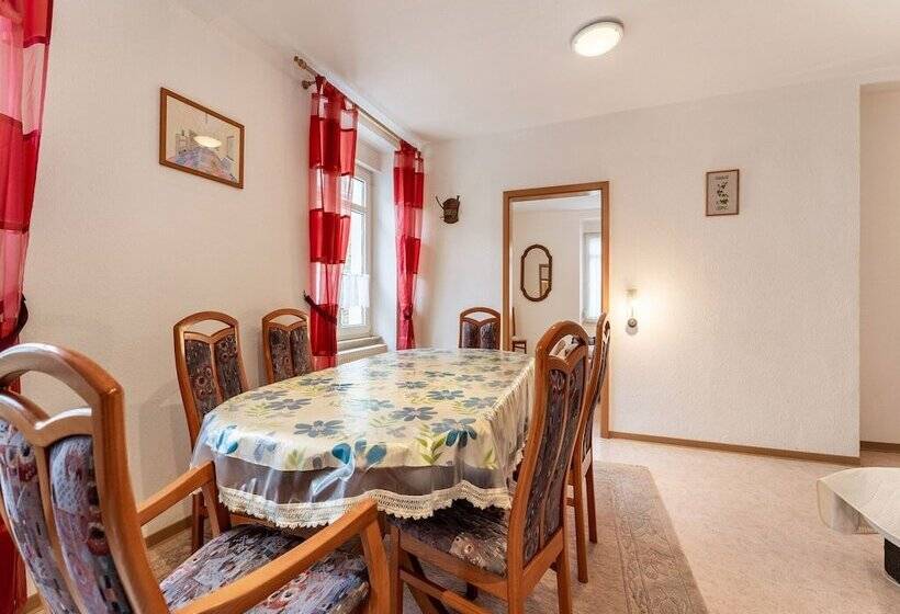 Comfortable Apartment In Ediger Eller Eifel