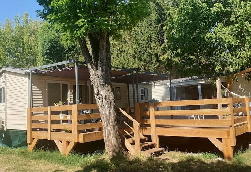 בית מלון כפרי Camping Le Moulin Des Iscles