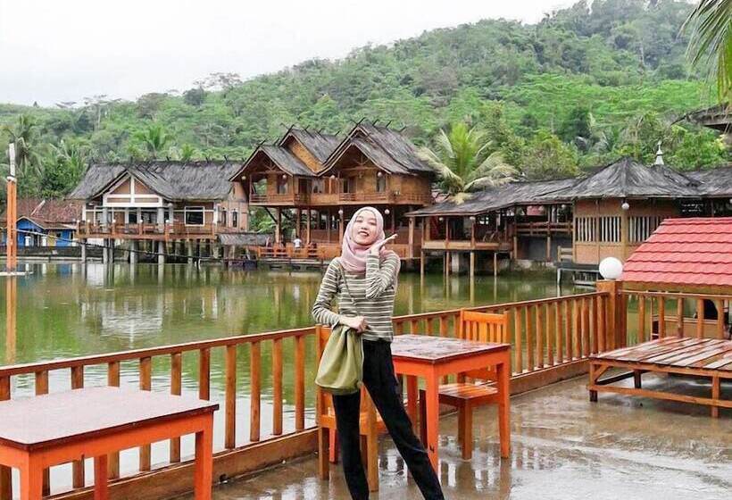 تختخواب و صبحانه Mandalawangi