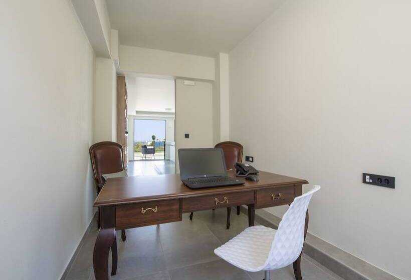 هتل Incognito Creta Luxury Suites