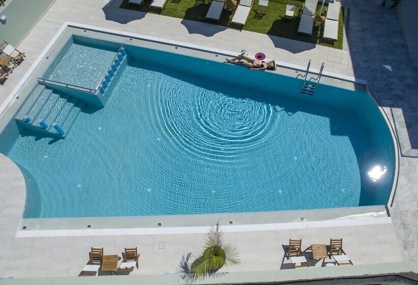 هتل Incognito Creta Luxury Suites