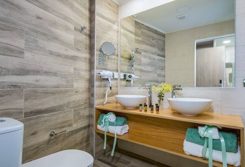 هتل Incognito Creta Luxury Suites