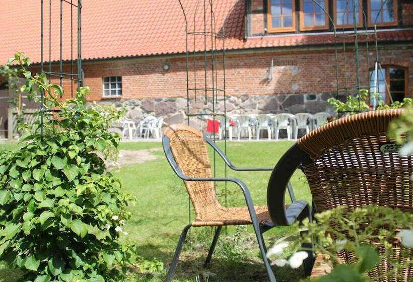 Отель Landhaus In Gressow Mit Terrasse