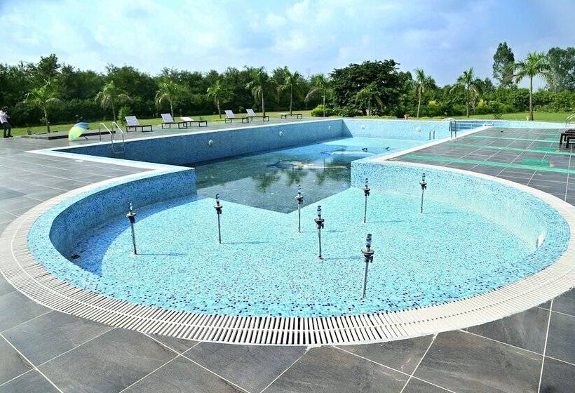 فندق The Corbet Manral Resort & Spa