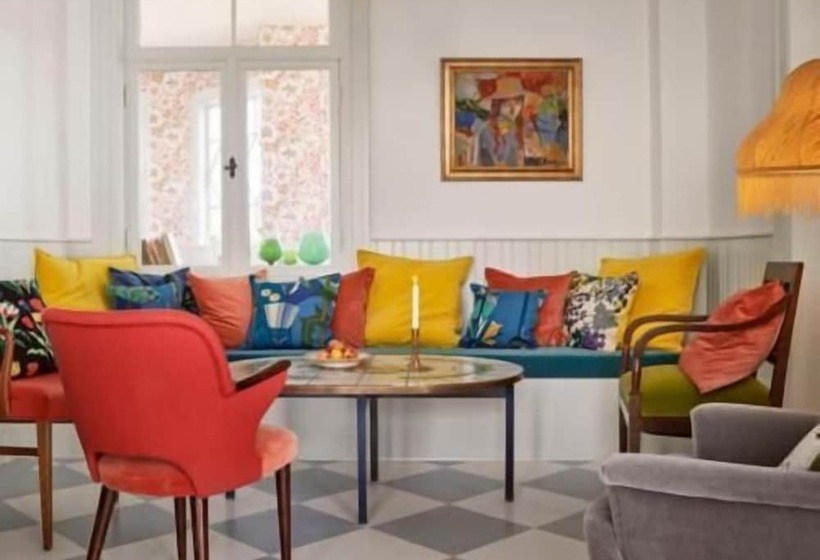 هتل Villa Strand