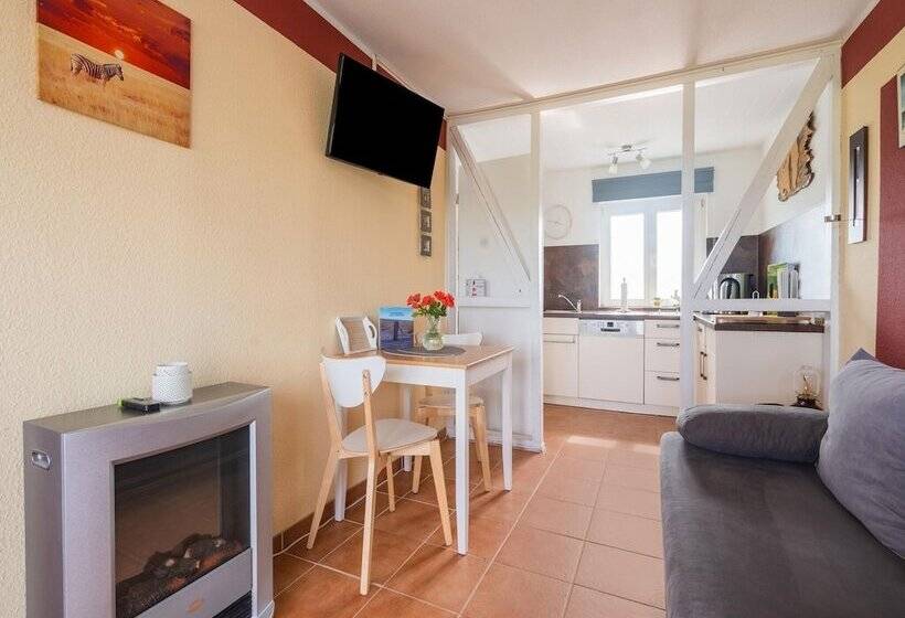 Snug Bungalow In Insel Poel Germany Near Beach