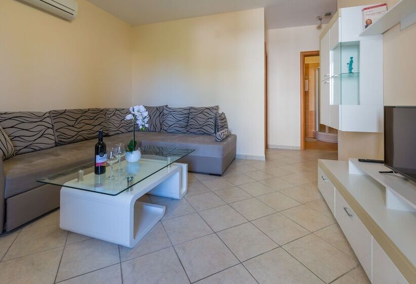 Apartment Drazen