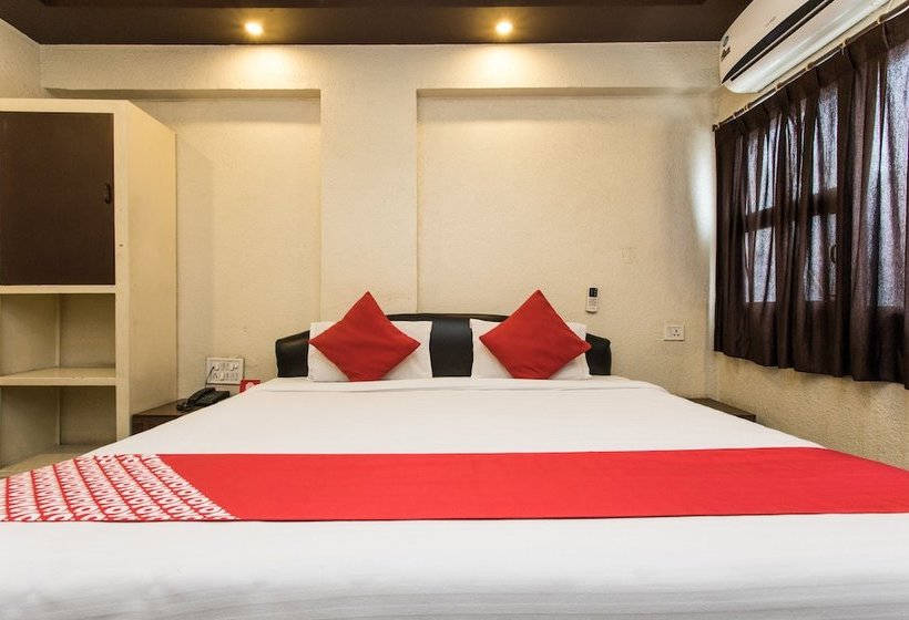 호텔 Gurukripa Inn By Oyo Rooms