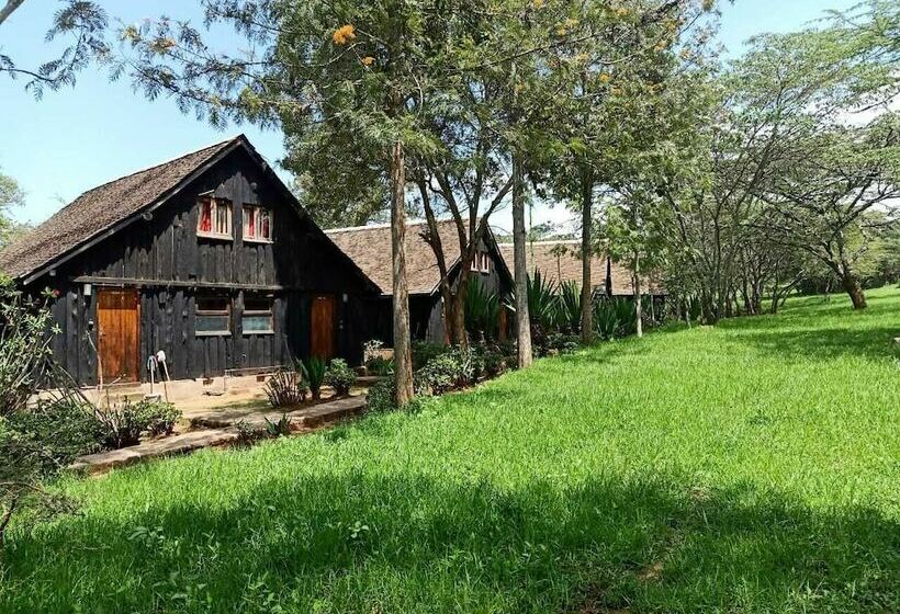 Hotel Maralal Safari Lodge